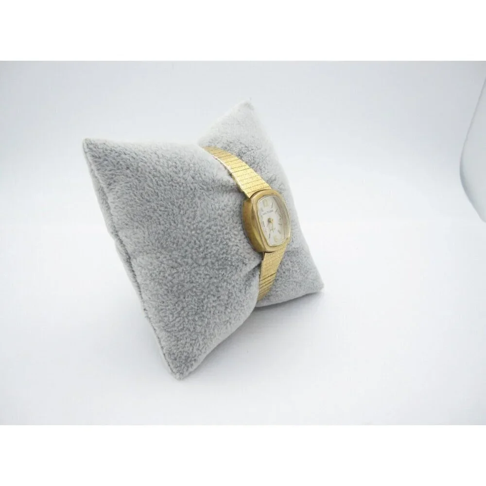 Women's Waltham Hand Wind Analog 18mm Dial Causal Round Watch (E146)